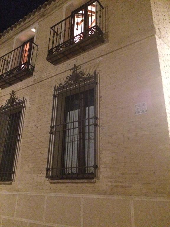 Apartamentos Coliseo Toledo Exterior foto